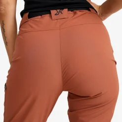 Elevate Pro Hiking Pants Naiset