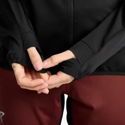 Pace Hooded Wind Jacket Naiset